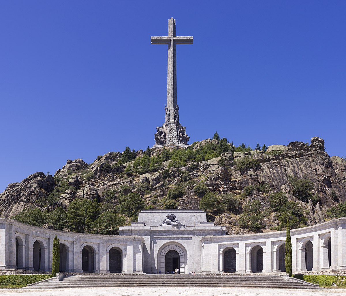 SPA-2014-San_Lorenzo_de_El_Escorial-Valley_of_the_Fallen_(Valle_de_los_Caídos)